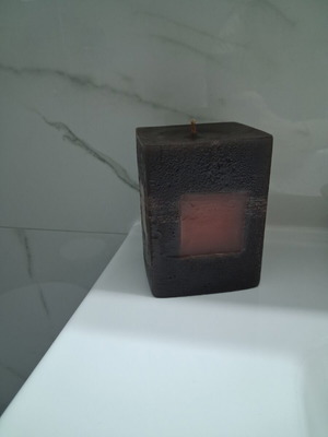 Decorative square candle 8cm x 8cm x 10cm new