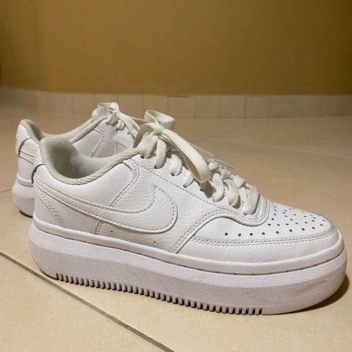 Nike sneakers size 36.5 used, white sports shoes