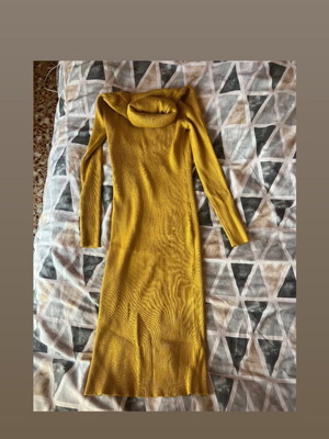 Φόρεμα Cherry Koko ribbed midi σαν καινούργιο, κίτρινο