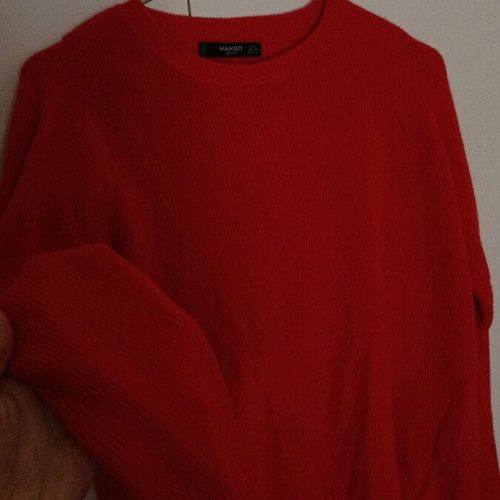 Mango pullover sweater with back opening like new, size S, red
