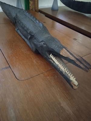 Ξύλινος κροκόδειλος διακοσμητικός μεταχειρισμένος, από Αφρική, του 70