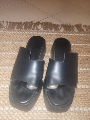 Fashion Project leather platform sandals like new, size 41, black