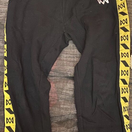 Marcus and Martinus joggers like new, size S, black and yellow