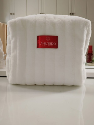 Shiseido terry toiletry bag new, white