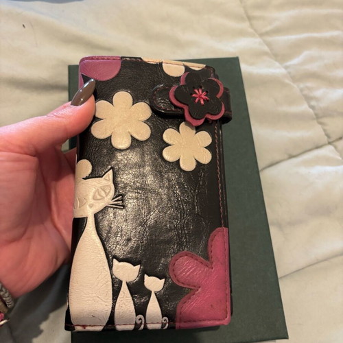Doca wallet with cat and flower details, like new, black