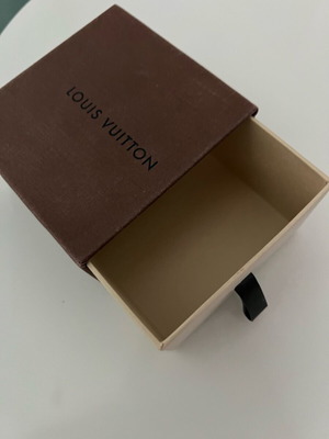 Louis Vuitton small jewelry box used, excellent condition