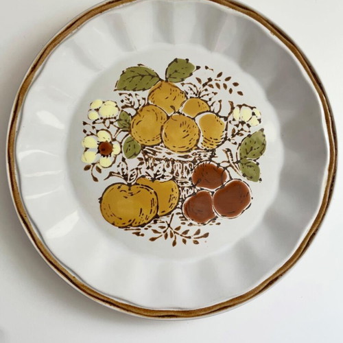 Japan Stoneware large shallow plate like new with Harvest theme 27cm