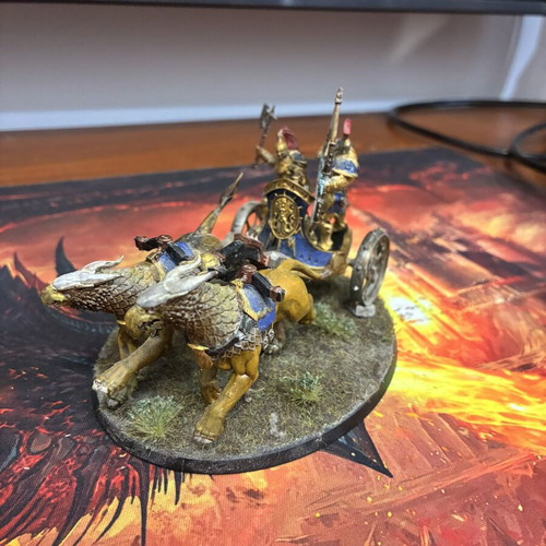 Stormcast Eternals Stormstrike Chariot miniature like new, hand-painted