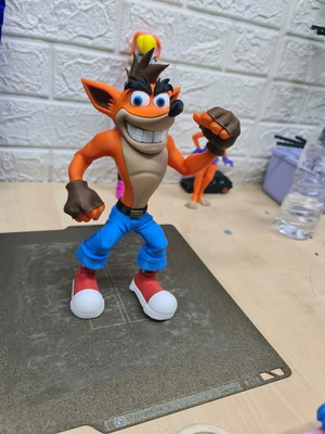 Φιγούρα 3D Crash Bandicoot 24cm καινούργιο