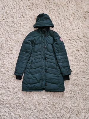 Canada Goose Lorette Real Fur Down Parka used, green, size S