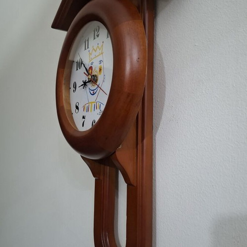 Wooden wall clock with pendulum Le Clown Pablo Picasso like new
