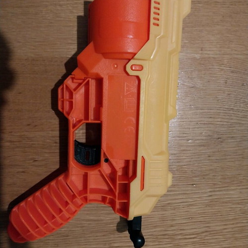 Toy guns used, in very good condition