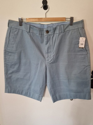 Brooks Brothers Bermuda shorts new with tags, turquoise, size XL