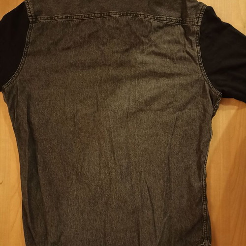 Pull n Bear shirt like new, size S