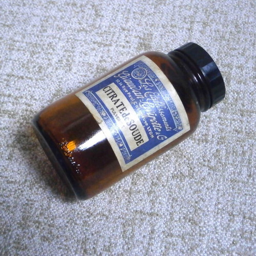 EMPTY PHARMACY BOTTLE VINTAGE FRENCH RARE YELLOW SODIUM