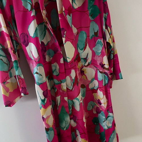 Floral dress Zara like new with belt, pink multicolor