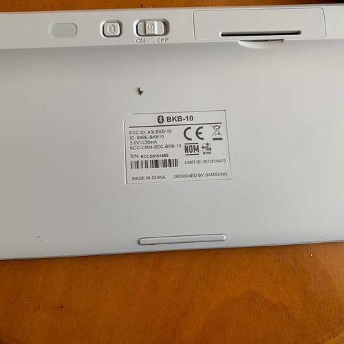 Samsung Bluetooth keyboard used model BKB-10 white