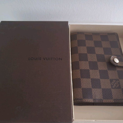 Louis Vuitton Damier agenda used, brown, with box