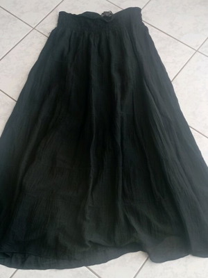 Attrattivo black long skirt, medium size with elastic waist, like new