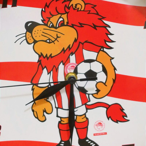 Olympiacos Vintage Wall Clock Thryleon like new
