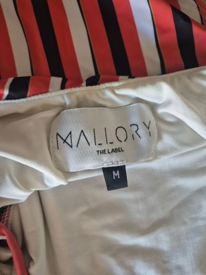 Mallory The Label ολόσωμο μαγιό καινούργιο, μέγεθος M, μαύρο και κόκκινο