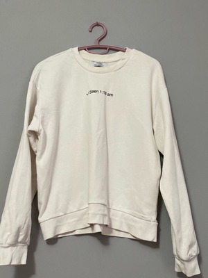 Bershka white sweatshirt used, size XS