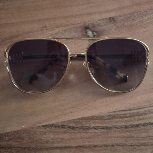 Miu Miu sunglasses like new, gold color