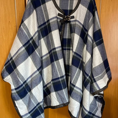 Poncho H&M striped used, one size with long sleeve