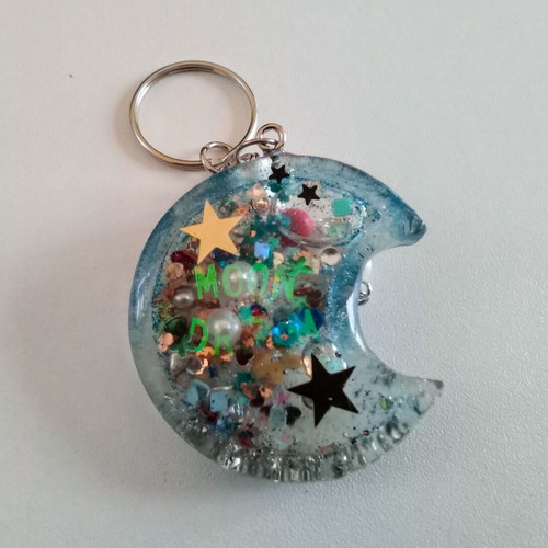 Handmade Shaker keychain pendant new, blue multicolor