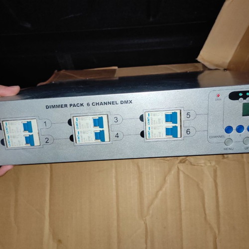 Dimmer 6 channel DMX used