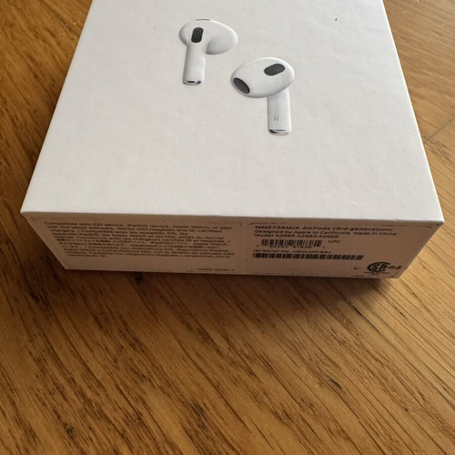 Apple AirPods 3rd Generation with MagSafe Charging Case used