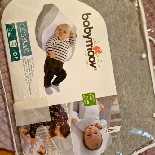 Cosymat Babymoov memory foam incline pillow like new