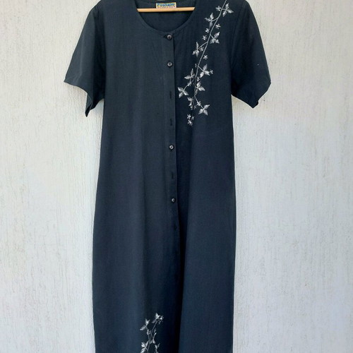 Black linen and cotton dress with embroidery XL like new