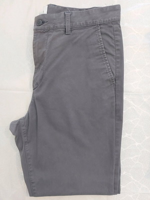 Мъжки панталон Chino H&M сив тъмен размер 34/44 като нов