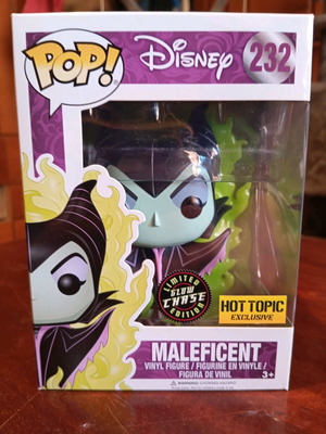 Funko Pop Maleficent Hot Topic Exclusive Glow Chase new