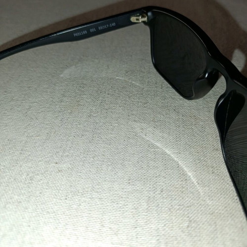Puma sunglasses like new, black