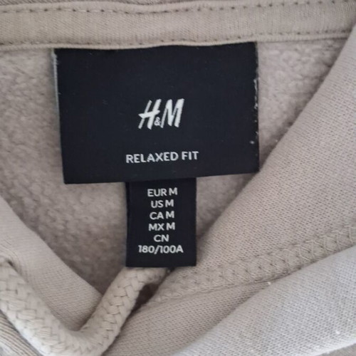 H&M unisex beige sweatshirt, size M