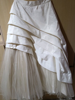 Wedding dress like new ivory color suitable for pregnant size M-L