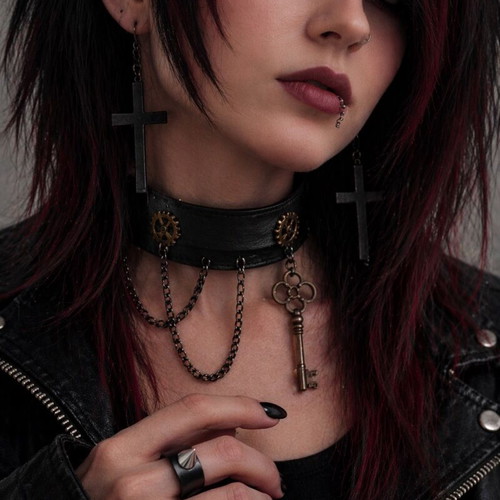 Punk spike ring and industrial key choker set like new
