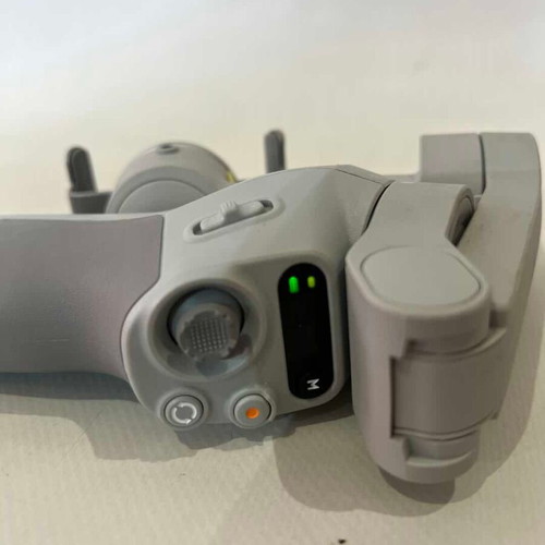 Smartphone Gimbal Stabilizer DJI Osmo Mobile SE like new