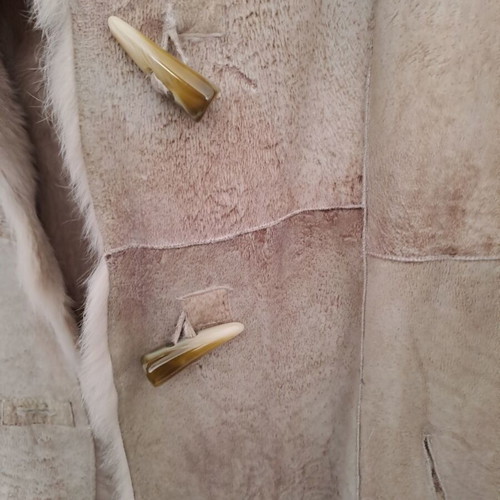 Mouton coat like new, beige, one size with fur lining