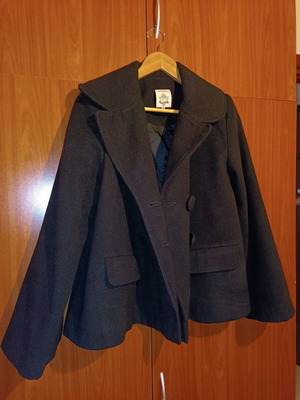 Manolo outerwear black like new, comfortable fit, size S