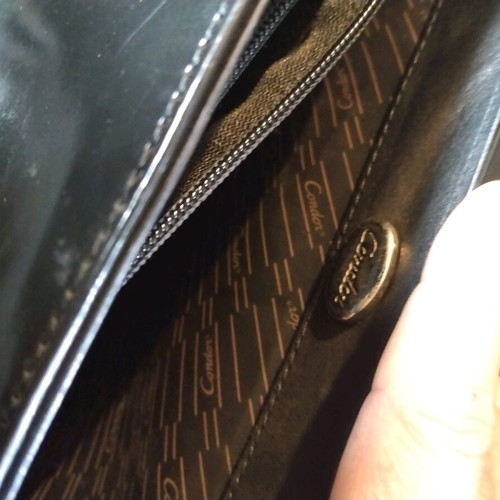 Vintage leather shoulder bag Condor used, black patent leather