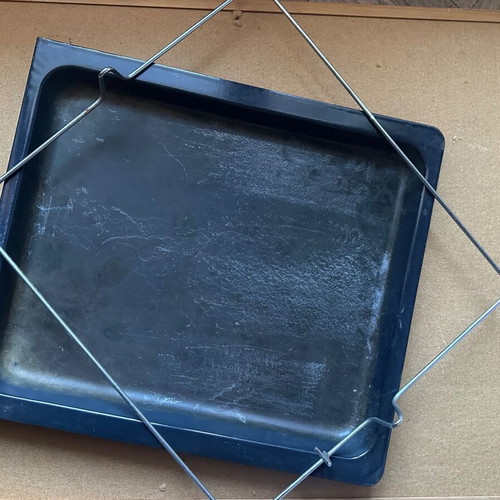 Old baking tray used