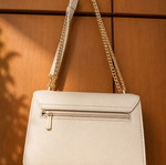 David Jones shoulder bag, elegant pistachio color