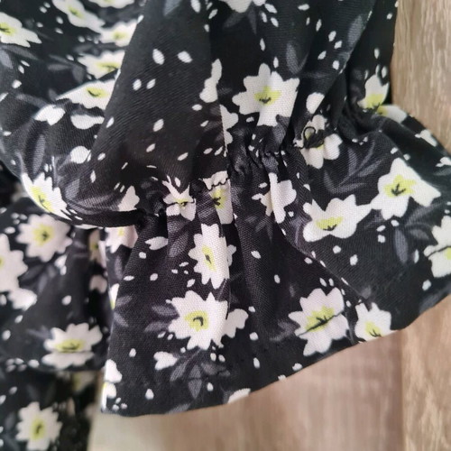Shein skirt with crop top set like new, black and white
