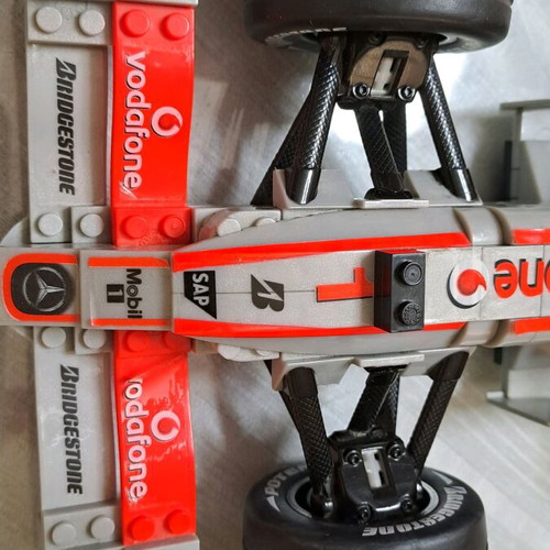 Vodafone McLaren Mercedes F1 Formula like new, assembled