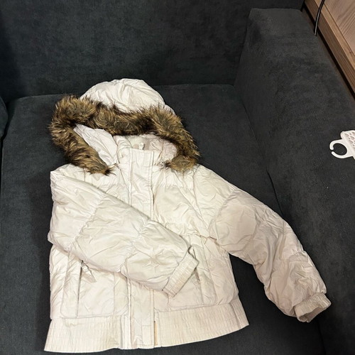 Benetton white jacket 100cm, 3 years old