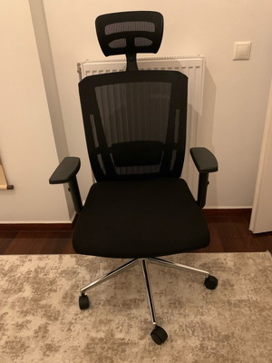 Καρέκλα γραφείου Top II σαν καινούργιο με ρυθμιζόμενα μπράτσα και μηχανισμό Relax