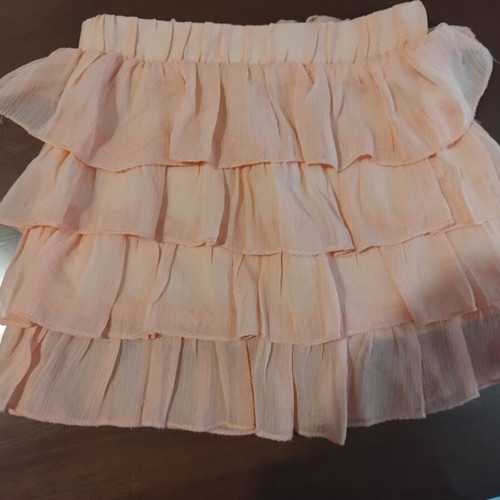 Girls' skirts like new, ages 2 to 6